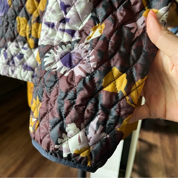 Land's End Womens Dark Floral Primaloft Quilted Zip Jacket Size Large (14-16) - Picture 6 of 13